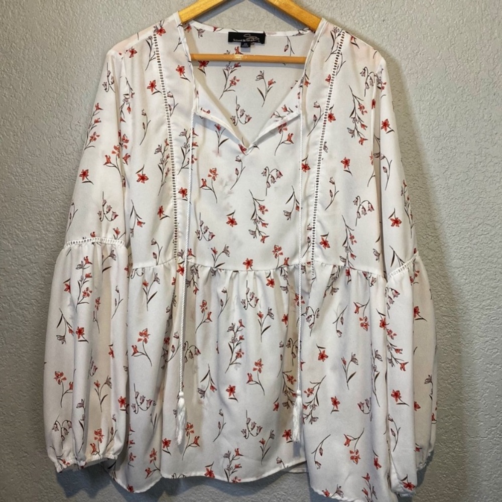 Suzanne Betro Peplum Tassel Balloon Sleeve Blouse